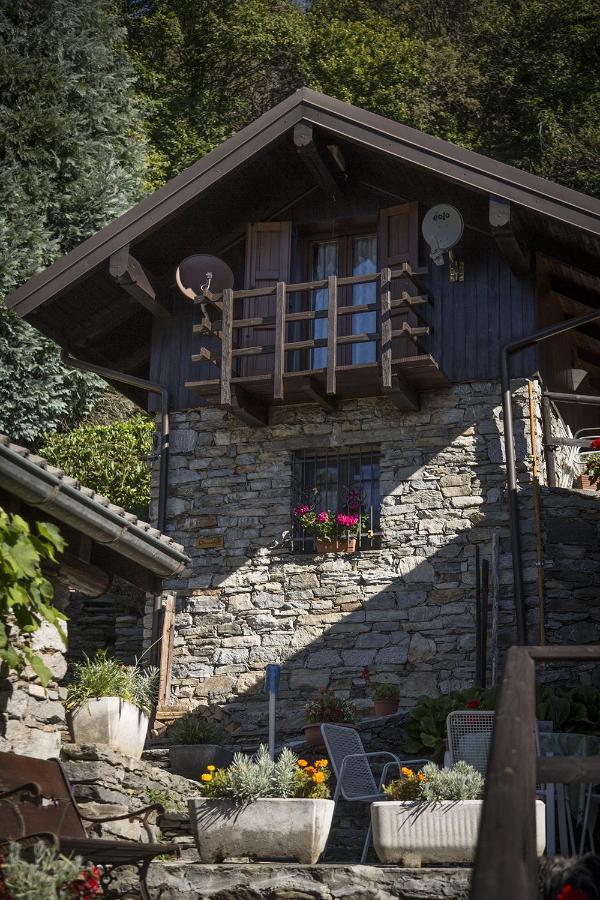 Corte Di Cavne' Miazzina Exteriör bild
